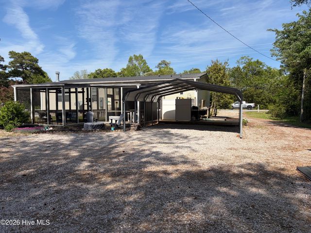 1285 Highway 101, Beaufort, NC 28516