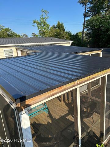 1285 Highway 101, Beaufort, NC 28516