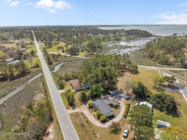1285 Highway 101, Beaufort, NC 28516
