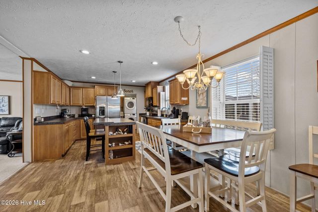 1285 Highway 101, Beaufort, NC 28516