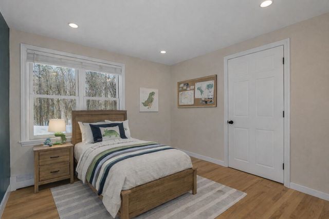 53 Munroe Drive, Hampstead, NH 03826