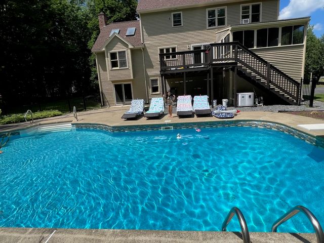 53 Munroe Drive, Hampstead, NH 03826