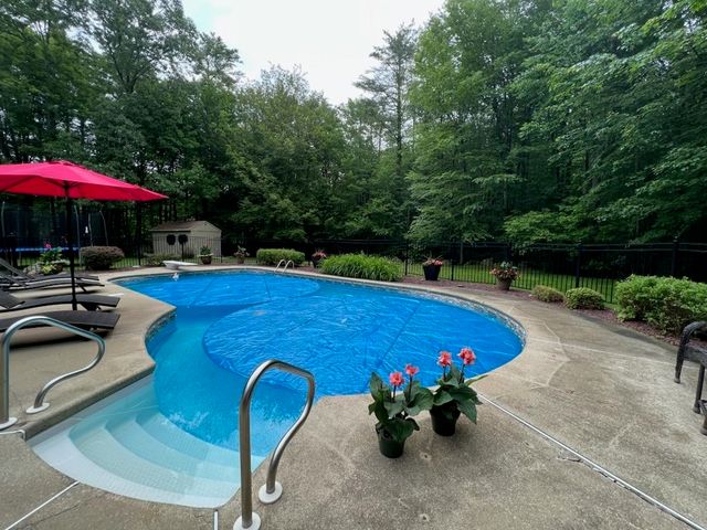 53 Munroe Drive, Hampstead, NH 03826