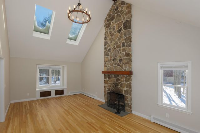 53 Munroe Drive, Hampstead, NH 03826