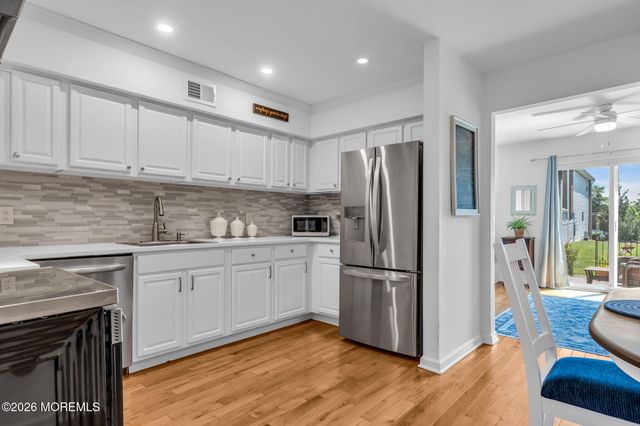25 Meadow Avenue 51, Monmouth Beach, NJ 07750