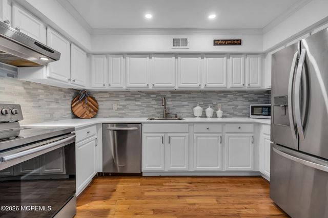 25 Meadow Avenue 51, Monmouth Beach, NJ 07750