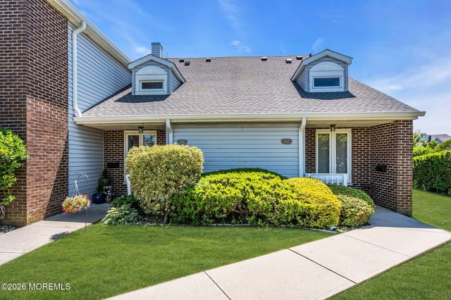 25 Meadow Avenue 51, Monmouth Beach, NJ 07750