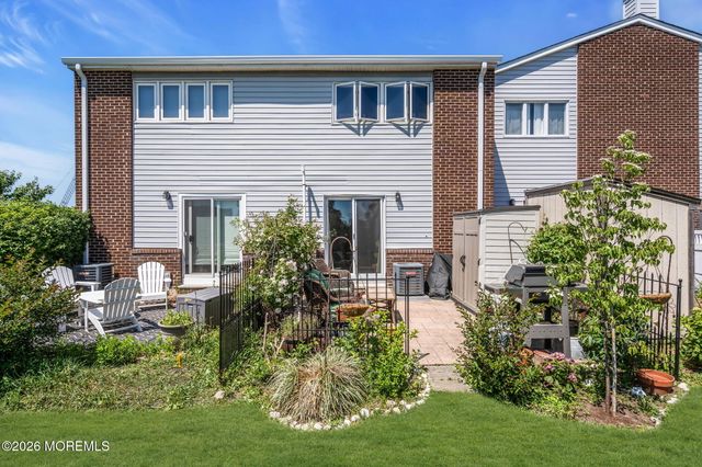 25 Meadow Avenue 51, Monmouth Beach, NJ 07750