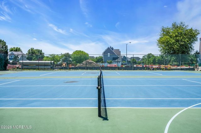 25 Meadow Avenue 51, Monmouth Beach, NJ 07750