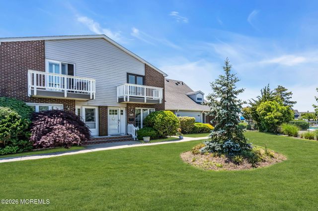 25 Meadow Avenue 51, Monmouth Beach, NJ 07750