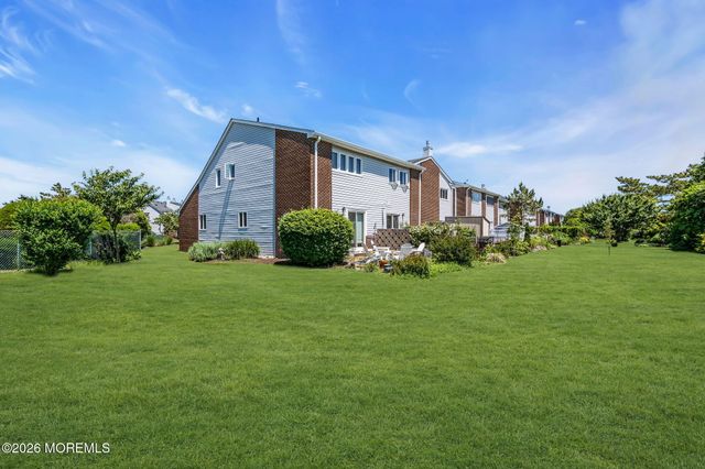 25 Meadow Avenue 51, Monmouth Beach, NJ 07750
