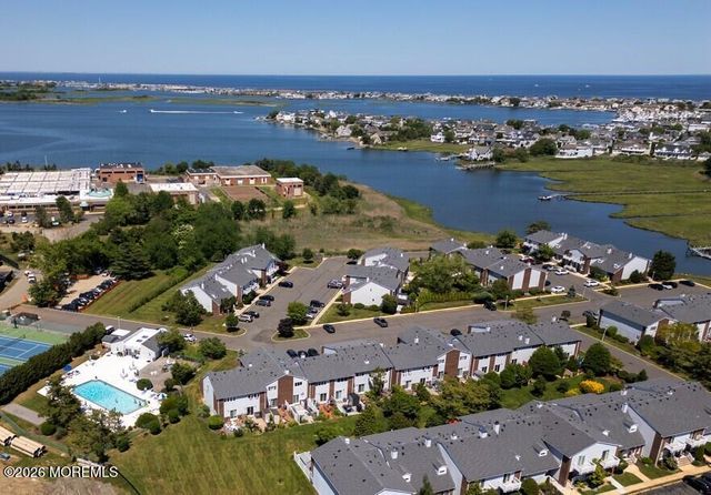 25 Meadow Avenue 51, Monmouth Beach, NJ 07750