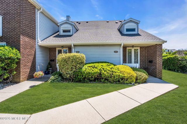 25 Meadow Avenue 51, Monmouth Beach, NJ 07750