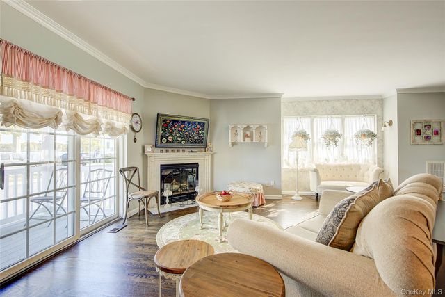 168-03 Powells Cove Boulevard 13, Beechhurst, NY 11357