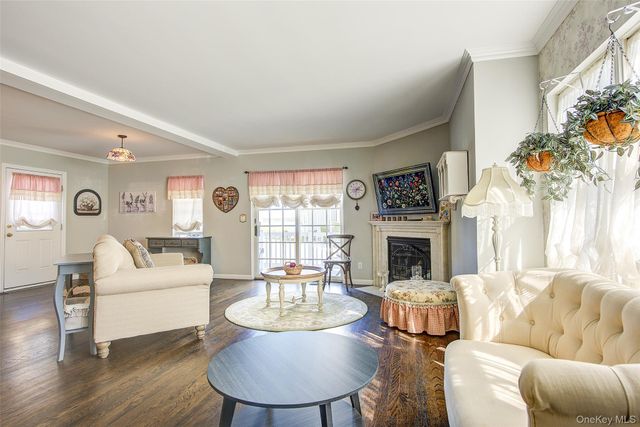 168-03 Powells Cove Boulevard 13, Beechhurst, NY 11357