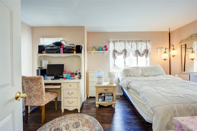 168-03 Powells Cove Boulevard 13, Beechhurst, NY 11357