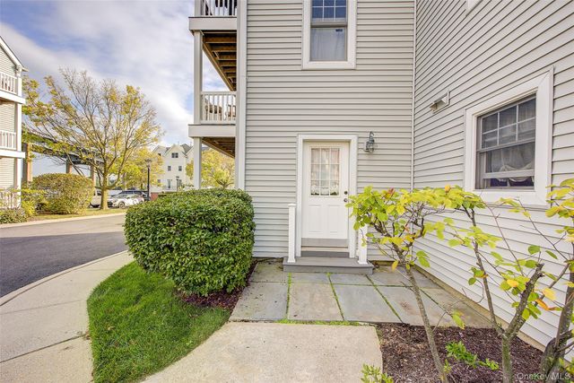 168-03 Powells Cove Boulevard 13, Beechhurst, NY 11357