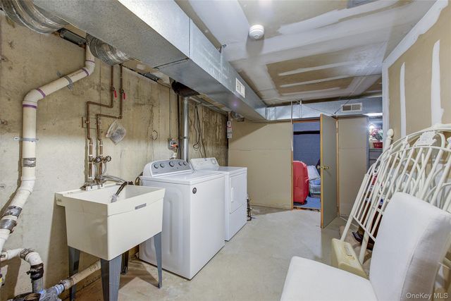 168-03 Powells Cove Boulevard 13, Beechhurst, NY 11357
