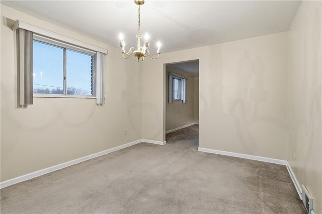 3009 Glengary Dr, Unity Twp, PA 15601