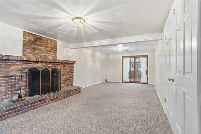 3009 Glengary Dr, Unity Twp, PA 15601