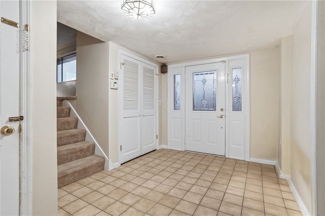 3009 Glengary Dr, Unity Twp, PA 15601