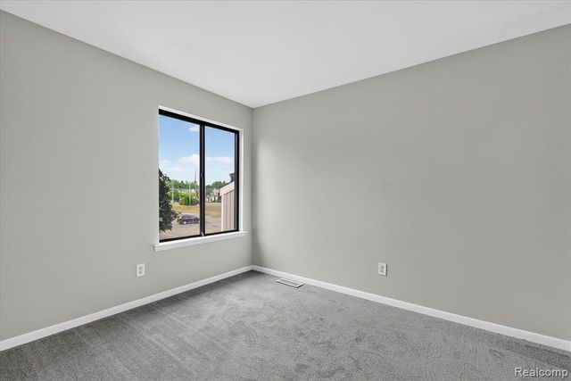 9607 Harbour Cove Court, Ypsilanti, MI 48197