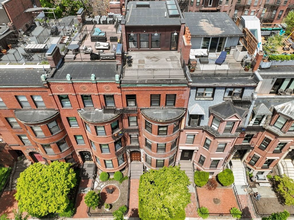 393 Marlborough St 8, Boston, MA 02115