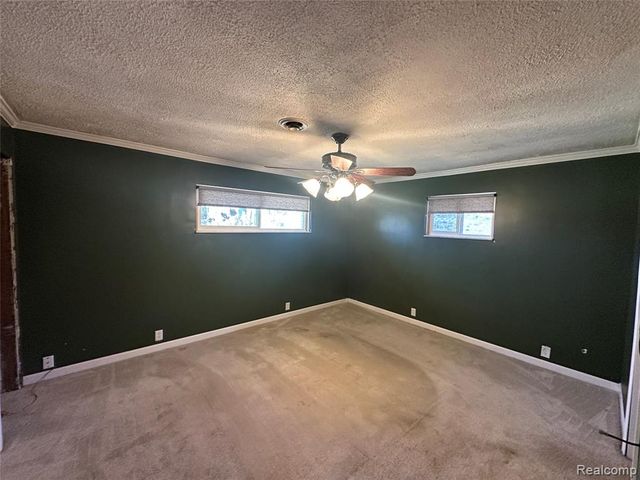 3501 Denson Drive, Sterling Heights, MI 48310