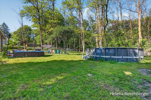 323 N Mills Street, Greenville, MI 48838
