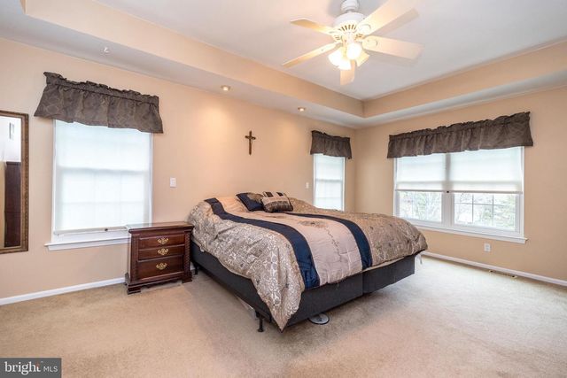 546 CLYDESDALE DR, New Hope, PA 18938