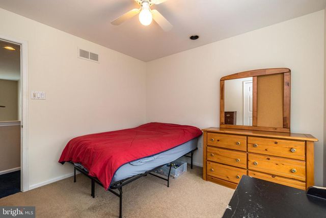 546 CLYDESDALE DR, New Hope, PA 18938