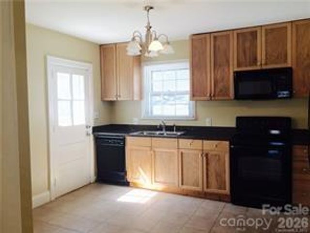 1645 Morningside Drive, Charlotte, NC 28205