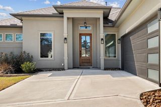 70 Wyndemere Drive, Montgomery, TX 77356