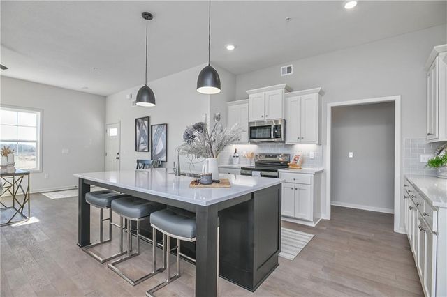 125 S Diane Drive, Olathe, KS 66061