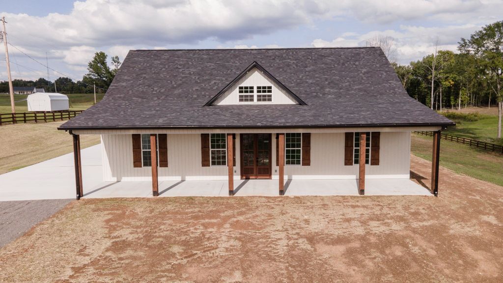 404 Bethlehem Church Rd, Shelbyville, TN 37160