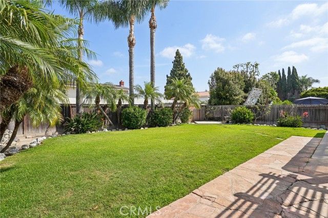 1070 Visalia, Costa Mesa, CA 92626