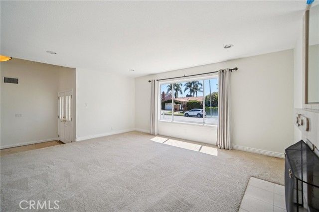 1070 Visalia, Costa Mesa, CA 92626