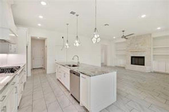2900 Bombay Court, Bryan, TX 77808