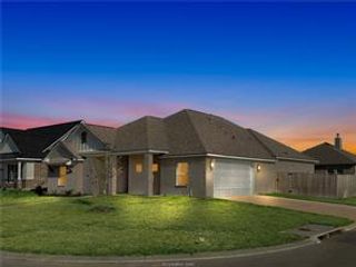 2900 Bombay Court, Bryan, TX 77808