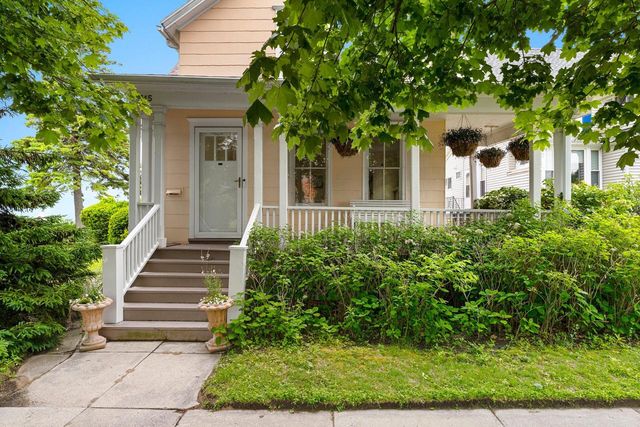 315 Park STREET, Manitowoc, WI 54220
