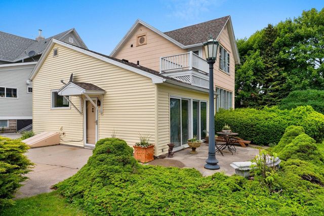 315 Park STREET, Manitowoc, WI 54220