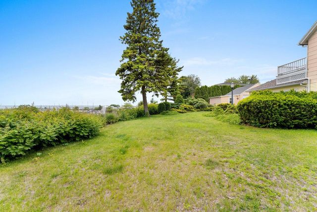 315 Park STREET, Manitowoc, WI 54220