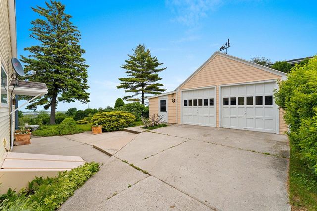 315 Park STREET, Manitowoc, WI 54220