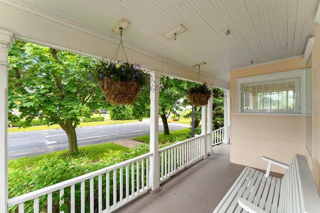 315 Park STREET, Manitowoc, WI 54220