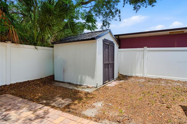 5602 N OLA AVENUE, Tampa, FL 33604