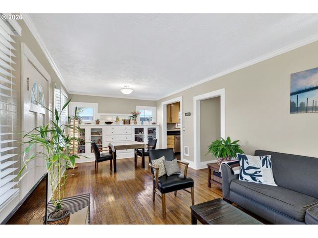 3606 Se 62ND Ave, Portland, OR 97206