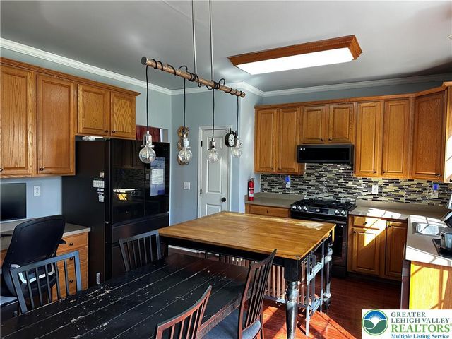 2325 South 2nd Street, Allentown City, PA 18103