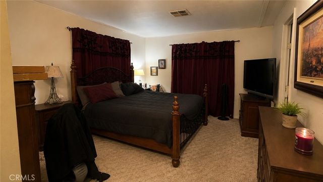 4040 Piedmont Drive 284, Highland, CA 92346