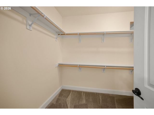 1411 Se 194TH Pl, Camas, WA 98607