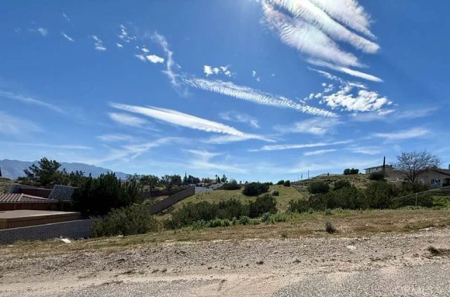 39833319 Plumas, Hesperia, CA 92345